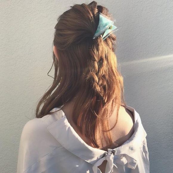 Emerald Iridescent Marble & Gold Hair Claw Medium - Picture 8 of 8